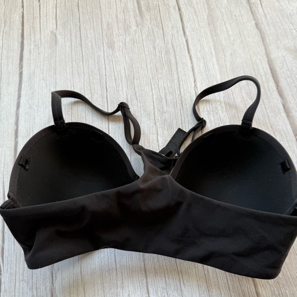 Skims Fits Everybody
RACERBACK DEMI BRA - Picture 2 of 4